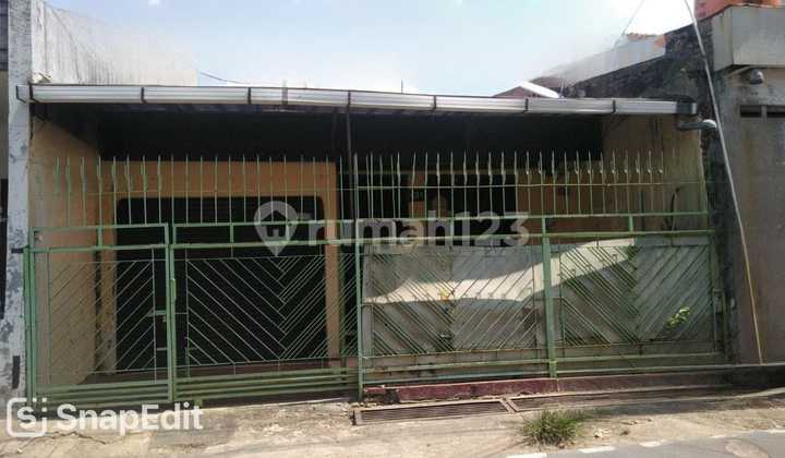 House in the City Center, Strategic Location, Suitable for Business