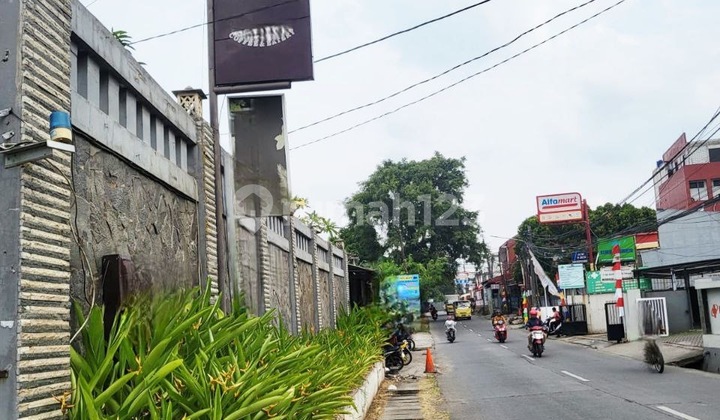 Cheap Sale of Spacious Plot of Land Along the Highway, Near 2 Toll Gates and LRT Dicikunir, South Bekasi. Cheap Sale of Spacious Plot of Land Along the Highway, Near 2 Toll Gates and LRT Dicikunir, South Bekasi.