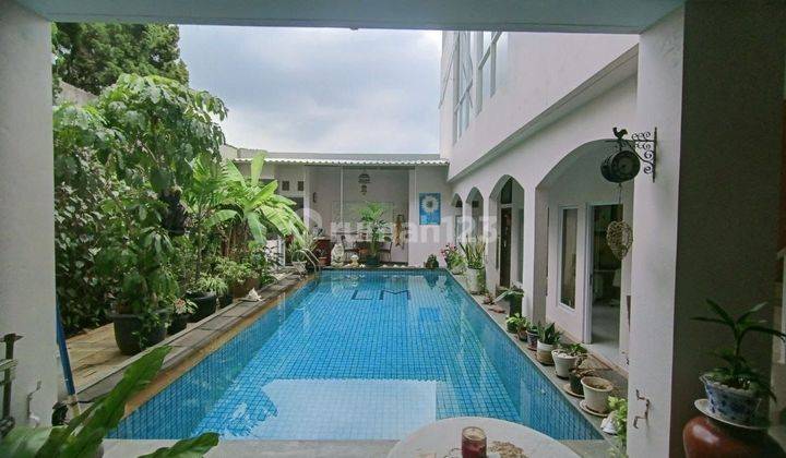 Dijual Rumah Homey Dengan Private Pool Di Cipinang Jakarta Timur 1