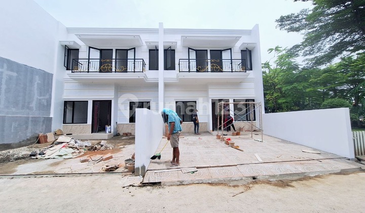 Rumah Baru 2 Lt Model Classic Dlm Perumahan Strategis Jatimakmur 2