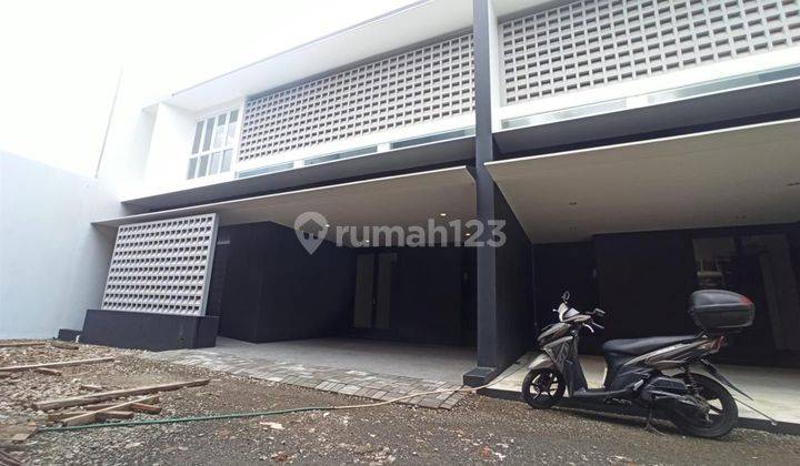 Rumah Hook Didalam Cluster Diapit Tol Jorr, Jatibening, Becakayu, Caman Jatibening 1