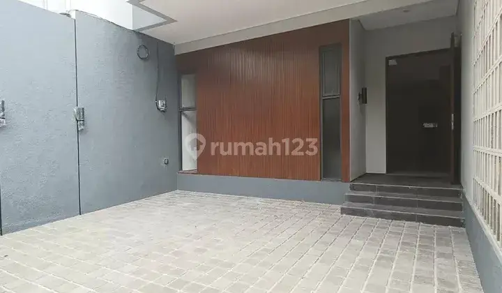 Rumah Baru Modern Tropis 2lt Di Komp Al Duren Sawit Jak Tim 2