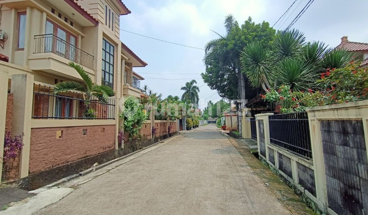Rumah Mewah Halaman Luas & Asri 100 Meter Ke Jl Raya Jatiwaringin 2