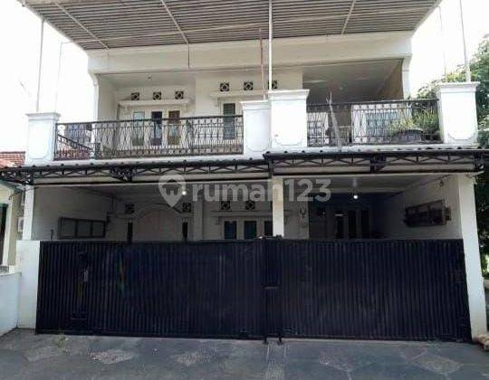 Rumah 2lt Dlm Perum Selangkah Ke Lrt Diapit 3tol Jatibening Rumah 2lt Dlm Perum Selangkah Ke Lrt Diapit 3tol Jatibening