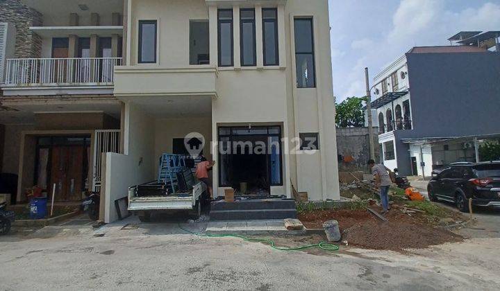 Rumah Baru 2lt Kokoh Dlm Cluster Depan Jl Raya Jatiasih Bekasi  2