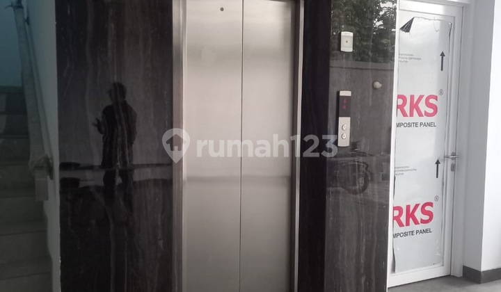For Sale Gedung  Kantor Baru  4,5 Lantai Siap Pakai Lokasi Sangat Strategis Di Cawang Jakarta Timur 2