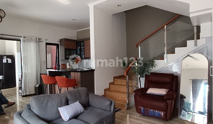 Dijual Cepat Rumah 2lt Semifurnished Dlm Cluster Jatimakmur  2