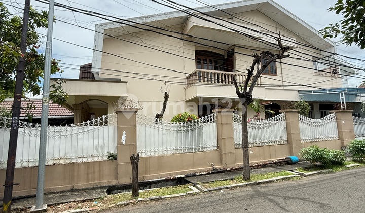 For Sale Spacious House in a Strategic Location, Suitable for Comfortable Living or Investment in Rawamangun, East Jakarta 2