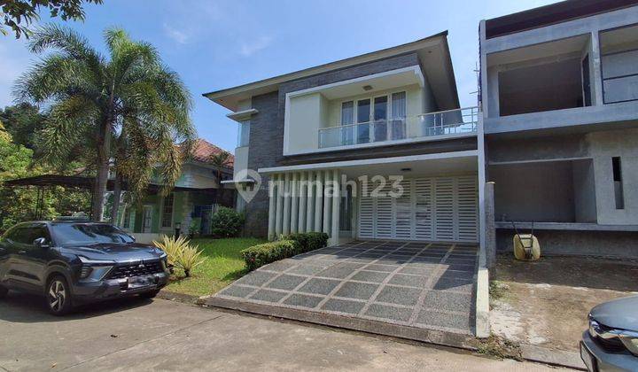 Dijual Rumah 2 Lt Kokoh Terawat Siap Huni Dekat Pintu Tol Sentul 2