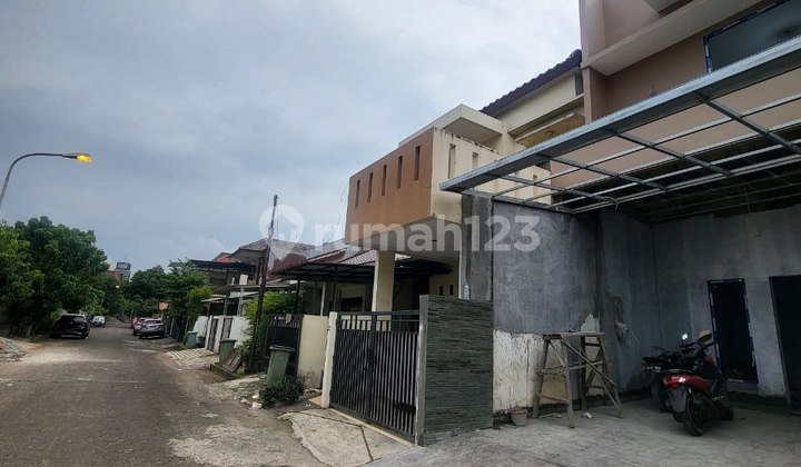 Rumah Baru Renovasi Total Bagus Dalam Komplek Besar Taman Permata Cikunir Bekasi Kota 2
