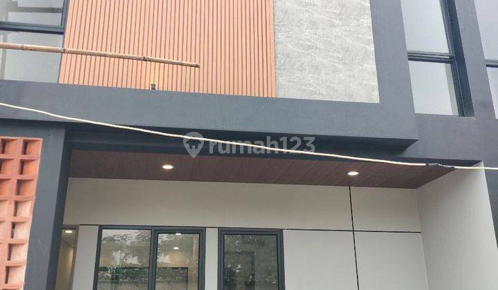 Brand New Rumah 2,5 Lt Tinggal Bawa Koper View Gunung Salak Semifurnish Di Cikeaskecamatan Gunung Putri -  Kabupaten Bogor 2
