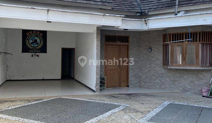 Dijual Rumah Salatiga Berkonsep Villa dan Strategis  2