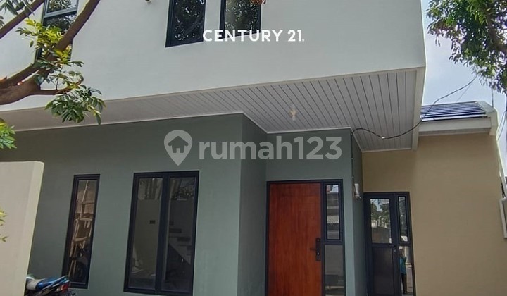 Dijual Rumah Hook 3 Lantai Lokasi Strategis Di Ciledug