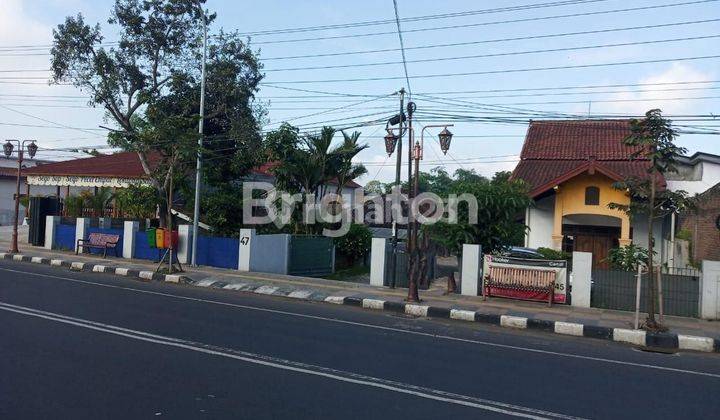 RUMAH LOKASI NYAMAN UNTUK TEMPAT TINGGAL DAN STRATEGIS UNTUK USAHA 1