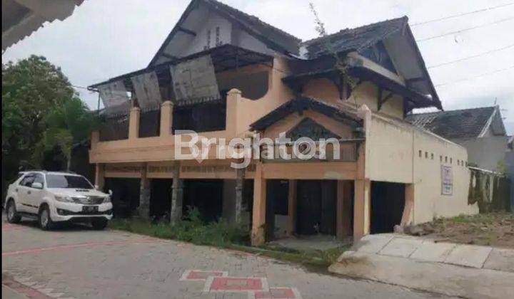 RUMAH 2 Lt PERLU RENOVASI 1