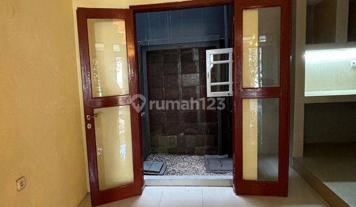 Rumah Murah 2 Lantai Dalam Town House Eksklusif Cinere 2