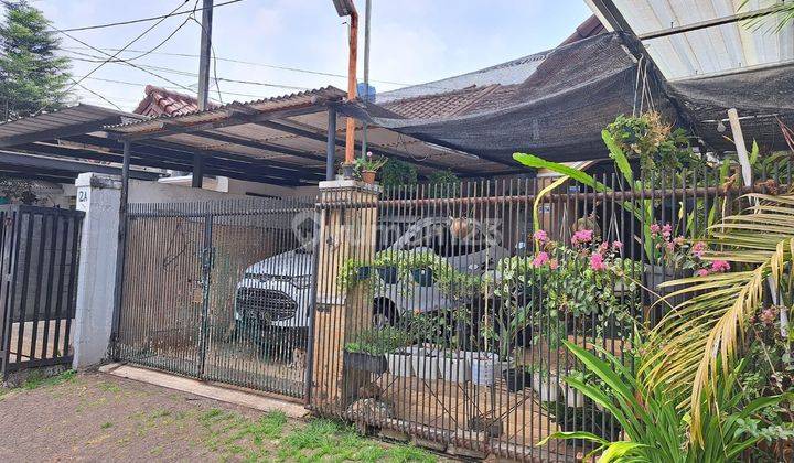 Rumah Dalam Komplek One Gate System Cinere Dekat Tol 1