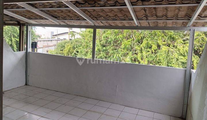 Disewa Ruko Gandeng 3 Unit Kamal Raya Jakarta Barat, DA 2
