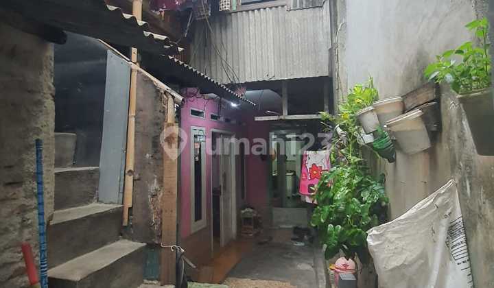 Jual Rumah Hitung Tanah Kayu Besar Dalam Cengkareng Timur, Ref Rurr 2