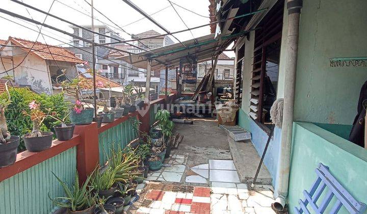 Dijual Cepat Rumah di Jalan Jl Albezia Cipinang 2