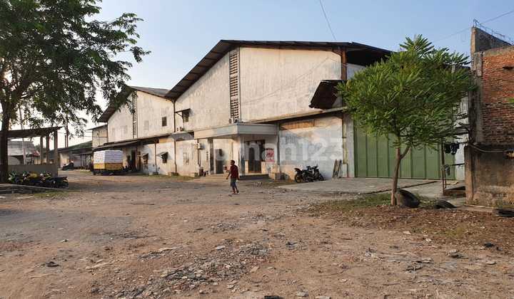 Warehouse for Sale with Container Access in Tegal Alur, Kalideres Warehouse for Sale with Container Access in Tegal Alur, Kalideres