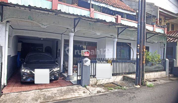 Dijual Cepat Rumah di Jalan Jl Albezia Cipinang 1