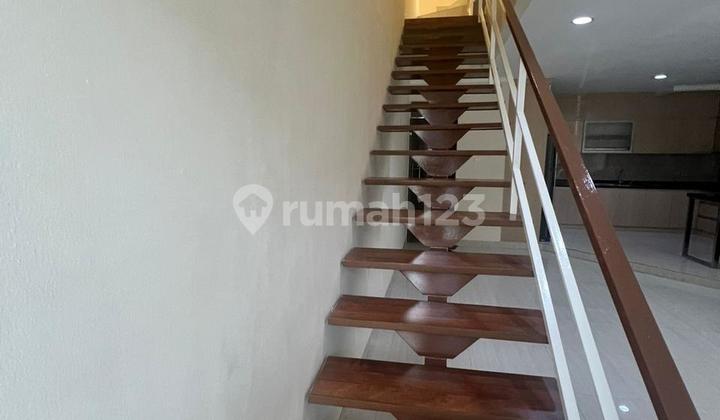 Dijual Rumah Modern Minimalis Siap Huni Green Court Cengkareng, Da 2