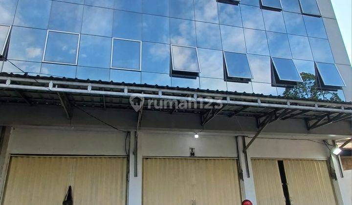 Disewakan Ruko Premium Gandeng 3 Unit di Jurumudi Benda Tangerang, Da 1