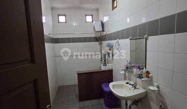 Rumah Asri Di Cluster Premium Bintaro Sektor 8 – Harga Miring 2