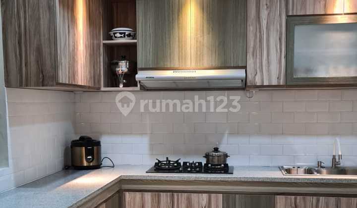 Rumah Siap Huni Ada Kolam Renang