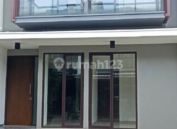 Dijual Rumah Cantik Golden City Bekasi Utara (nit)