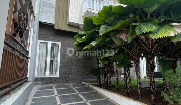 Rumah Minimalis Modern 2 Lantai Di Kota Legenda (ryd) 2