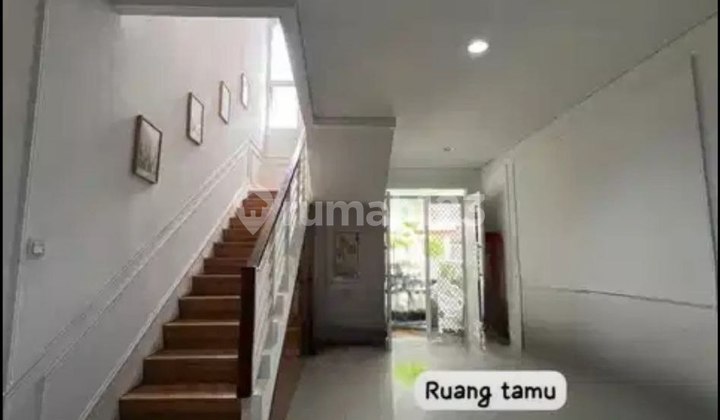 Dijual (bu) Rumah 2,5 Lantai Summarecon Bekasi 2
