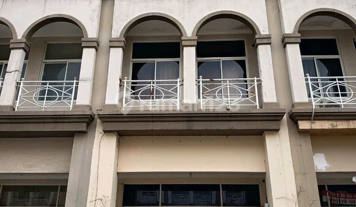 For Rent 3-Story Shop House, Galaxy Bekasi (rik) For Rent 3-Story Shop House, Galaxy Bekasi (rik)
