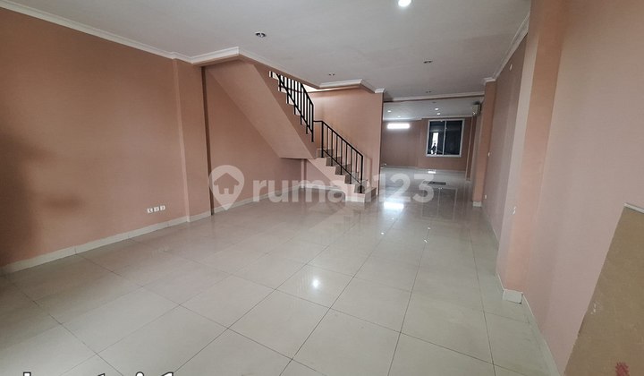 For Rent: 3-Story Shop House in Harapan Indah, Bekasi (PIT)