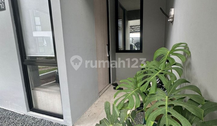 For Sale Fully Furnished House in Grand Wisata Cluster O2 2