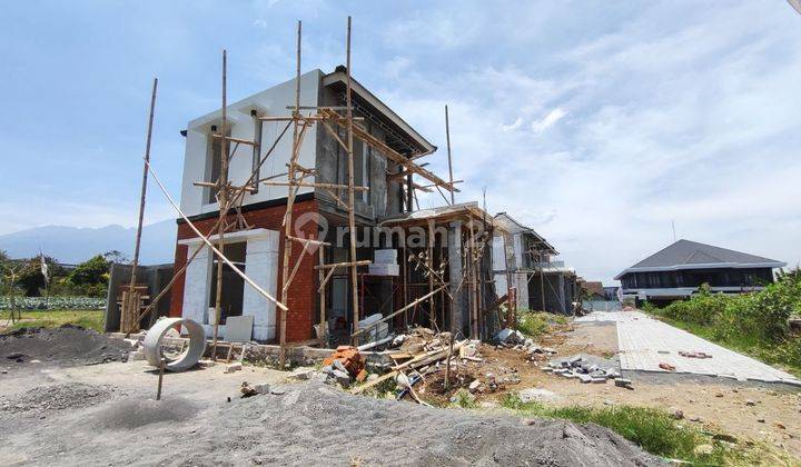 Rumah Villa Modern View Indah Dan Cantik Dengan Private Pool Dekat Alun Alun Batu 2