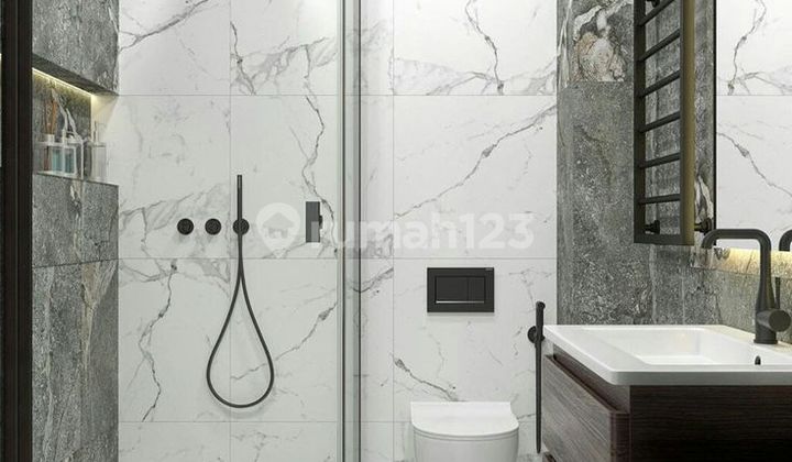 QUICK SALE: CLASSIC HOUSE NEAR NIRVANA RESIDENCE, PEKANBARU CITY 2