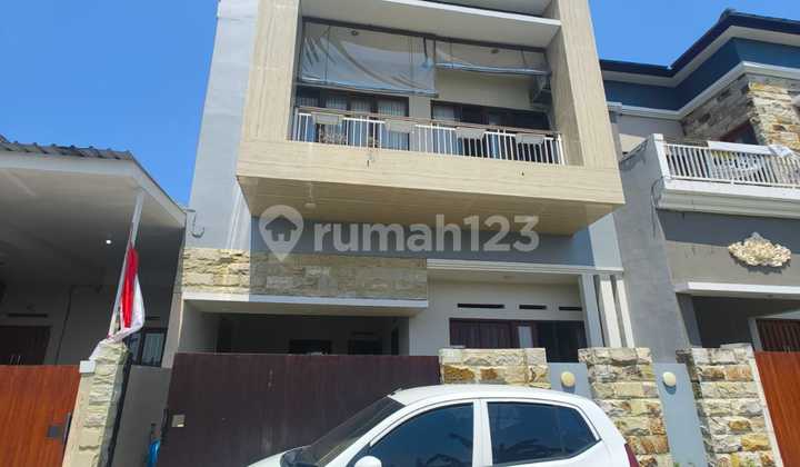 Rumah 3 Lantai View Sawah Di Kesiman Mr