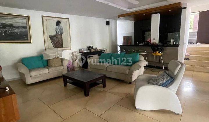 Dijual  Villa Besar 5 Kamar Full Furnish Dekat Goa Gajah Aygen 2