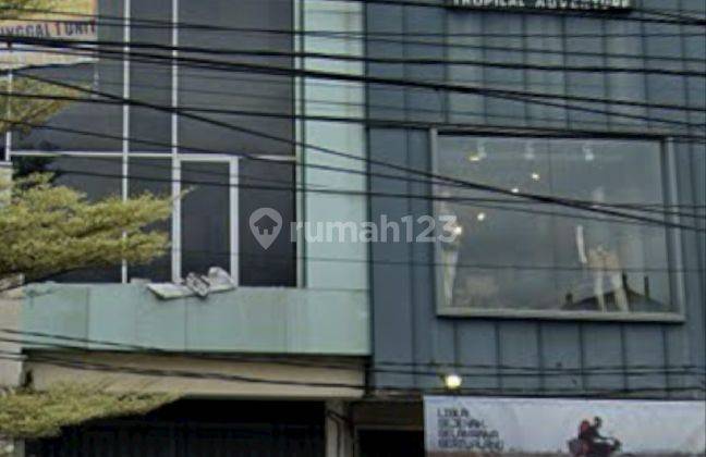 For Rent 3-Storey Shophouse In Gatsu Tengah Denpasar CN 1