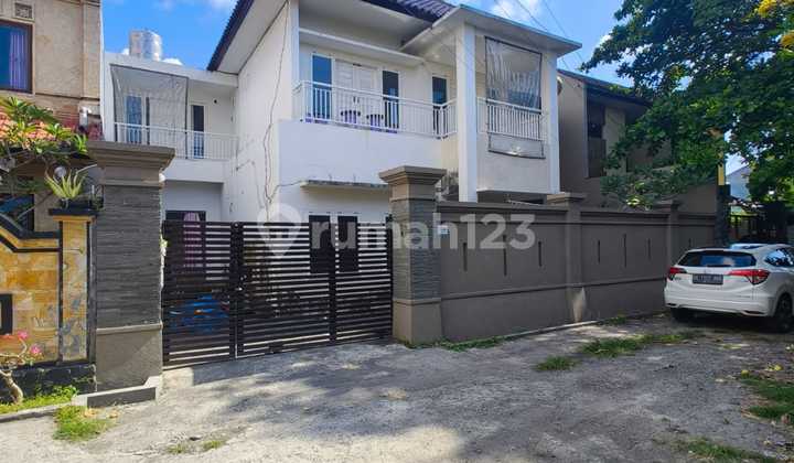 Siap Huni Rumah 5 Kamar SHM IMB Lengkap di Renon Cn