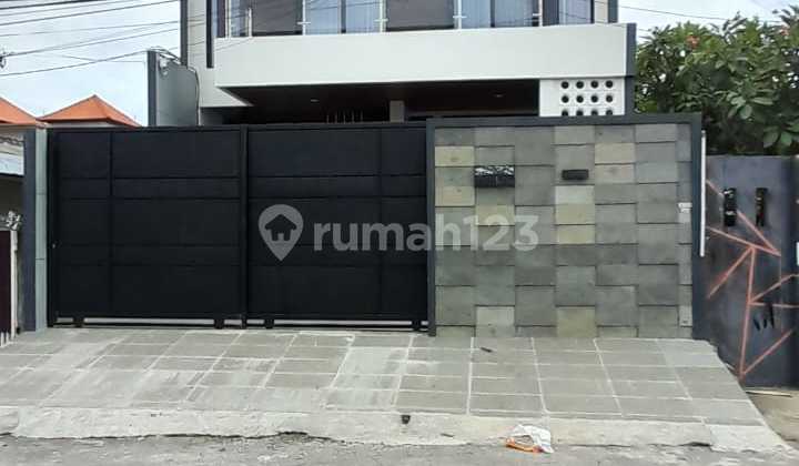 Dijual Rumah Lantai 2 Ada Pool Di Denpasar Utara Krespu