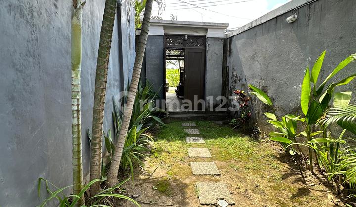 Disewakan Rumah 1 Lantai Ada Taman Di Kerobokan Rc