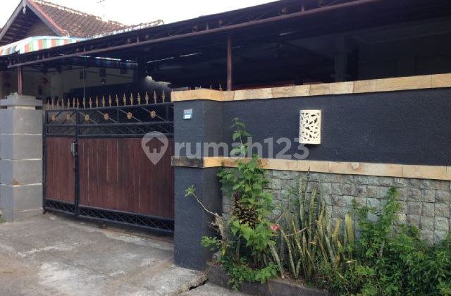 Dijual Rumah 4 Kamar Dalam Komplek Perumahan Di Ubung Kaja Tomm