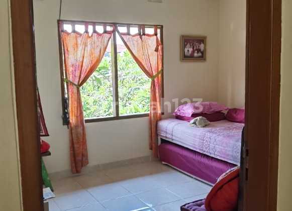 Rumah Lantai 2 Semi Furnish di Pedungan Db 2