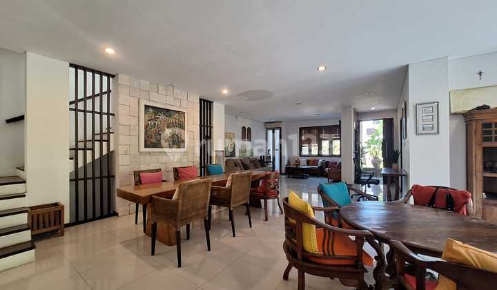 Dijual Rumah Mewah Furnish Private Pool Di Hayam Wuruk Residence Cn Dijual Rumah Mewah Furnish Private Pool Di Hayam Wuruk Residence Cn