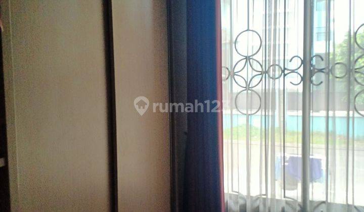 Dijual Rumah 2 Lantai Shm Griya Sutera 2