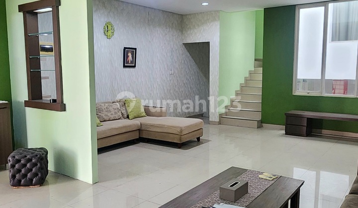 Beautiful House Split Level 2.5 Floors 2