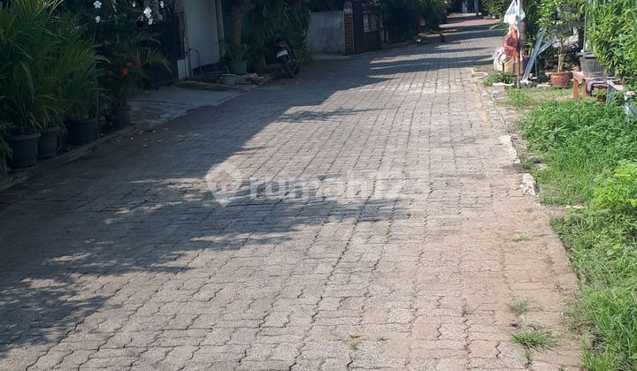 Spacious & Affordable House in West Jakarta, Strategically Located Near Karang Tengah Toll Access Spacious & Affordable House in West Jakarta, Strategically Located Near Karang Tengah Toll Access